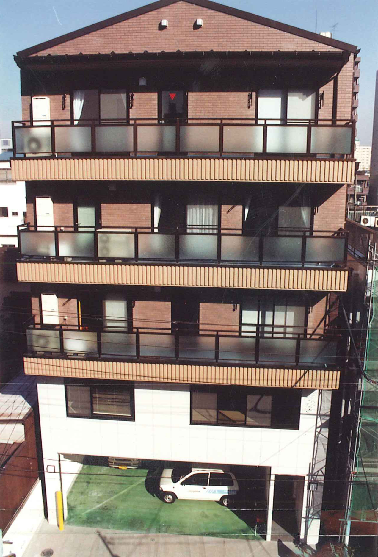東出ビル新築工事　